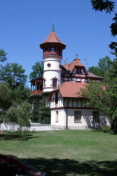 istock Romantic house in the park 175998910