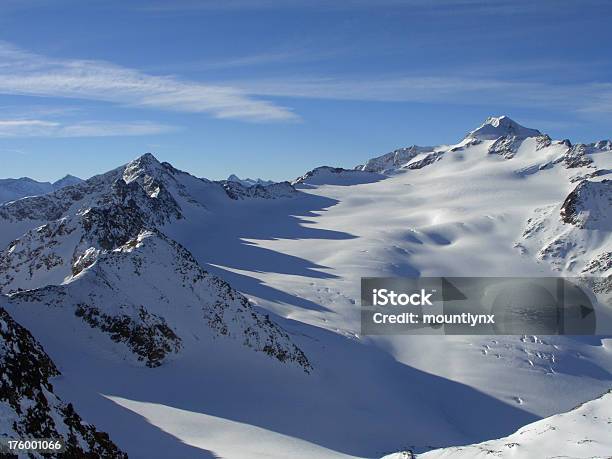 Photo libre de droit de Wildspitze Tyrol banque d'images et plus d'images libres de droit de Activité - Activité, Adulte, Alpinisme