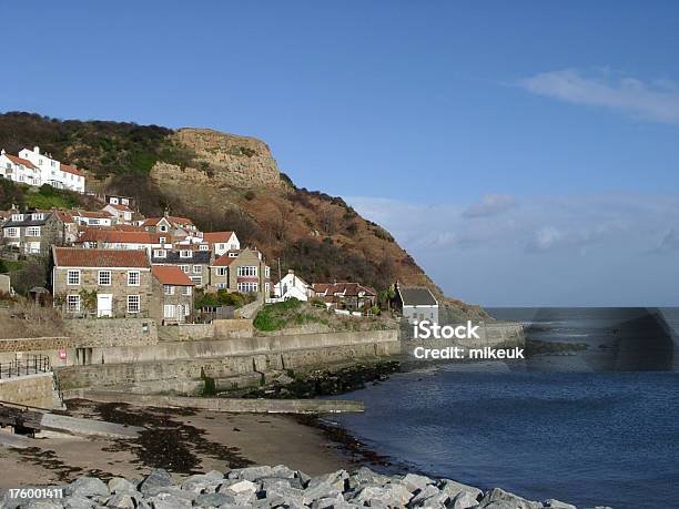 Häuser Am Meer Runswick Bay Yorkshire England Stockfoto und mehr Bilder von Bucht - Bucht, Dorf, England