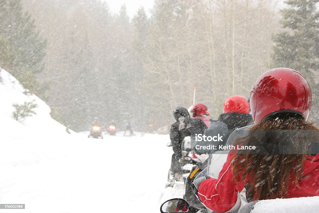 Nieve y trineos - Foto de stock de Aventura libre de derechos