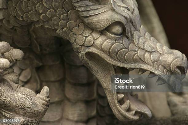 Dragon Stockfoto und mehr Bilder von Drache - Drache, Statue, Klaue