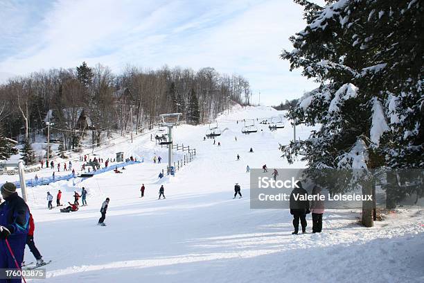 Centro De Esquí Foto de stock y más banco de imágenes de Quebec - Quebec, Centro de esquí, Esquí - Artículo deportivo