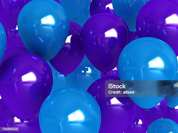 Foto de Balão Fundo Azul e mais fotos de stock de Azul - Azul, Balão - Decoração, Bolha - Estrutura física
