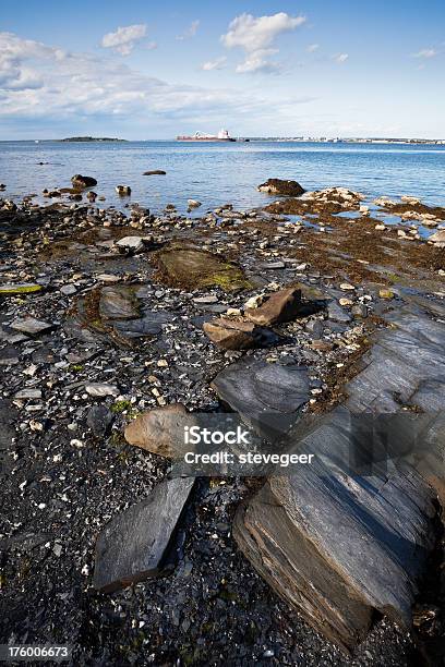 Narragansett Bay Rhode Island - zdjęcia stockowe i więcej obrazów Bez ludzi - Bez ludzi, Brzeg wody, Chmura