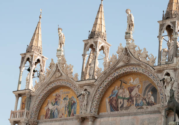 façade de la basilique saint-marc, église cathédrale de venise, italie. - religious mark photos photos et images de collection