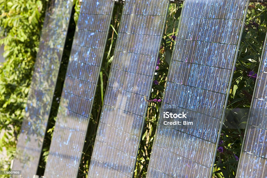 Pannelli solari - Foto stock royalty-free di Ambientazione esterna