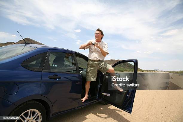 Foto de Tirar Fotos Em Arizona e mais fotos de stock de Arizona - Arizona, Câmera, Carro