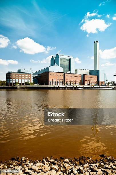 Edifício Indústria De Energia Porto De Hamburgo - Fotografias de stock e mais imagens de Alemanha - Alemanha, Alto - Descrição Física, Arquitetura