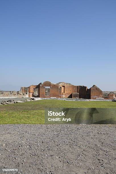 Foto de Templo De Vespasian e mais fotos de stock de Apolo - Apolo, Arqueologia, Arte