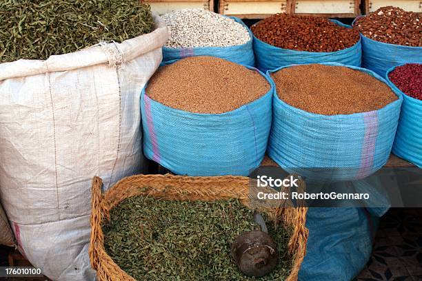 Photo libre de droit de Moroccan Street Marché banque d'images et plus d'images libres de droit de Afrique - Afrique, Afrique du Nord, Aliment