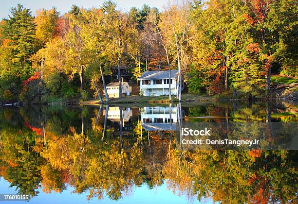 Herbstreflektionen Stockfoto und mehr Bilder von Berkshires - Berkshires, Herbst, Region New England