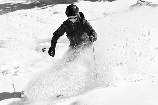 sci in polvere - skiing powder snow snow telluride foto e immagini stock