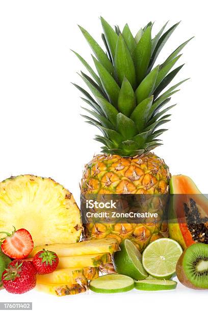 Composição De Frutas Exóticas Isolado No Branco - Fotografias de stock e mais imagens de Ananás - Ananás, Fundo Branco, Limão