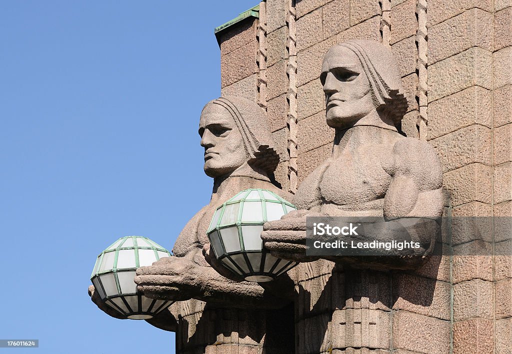 Statues de style Art Nouveau, Helsinki Station - Photo de Architecture libre de droits