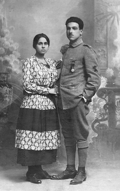 istock Young Couple from 1917.Black And White 176011961