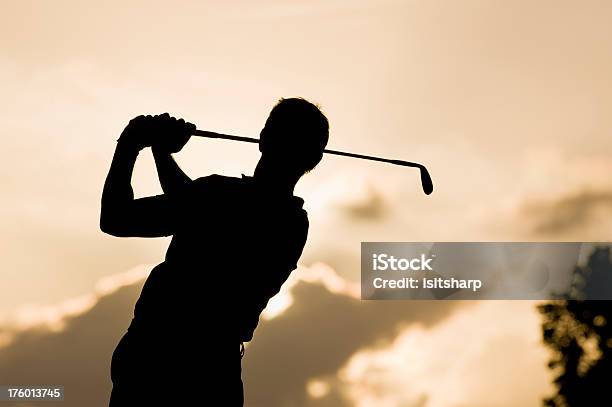 Golfista Foto de stock y más banco de imágenes de 30-34 años - 30-34 años, Actividades recreativas, Adulto