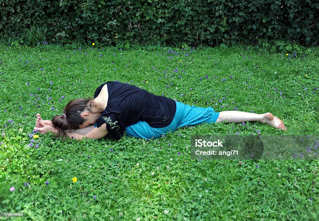 yoga - Foto stock royalty-free di 30-34 anni