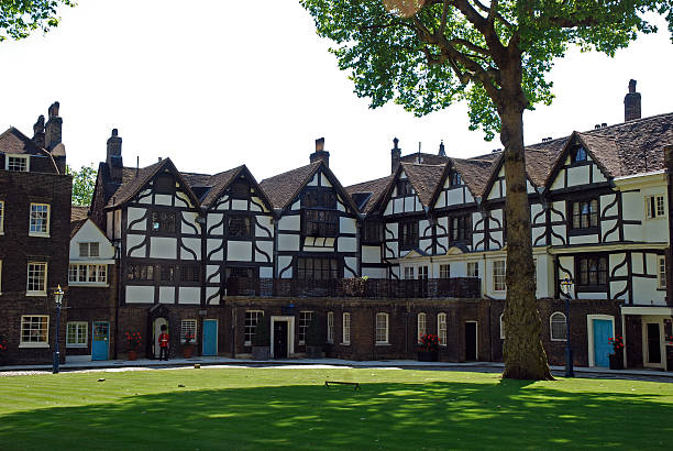 Queen's House at the Tower of London "Half timber buildings around a green, within the Tower of London." queen's house stock pictures, royalty-free photos & images