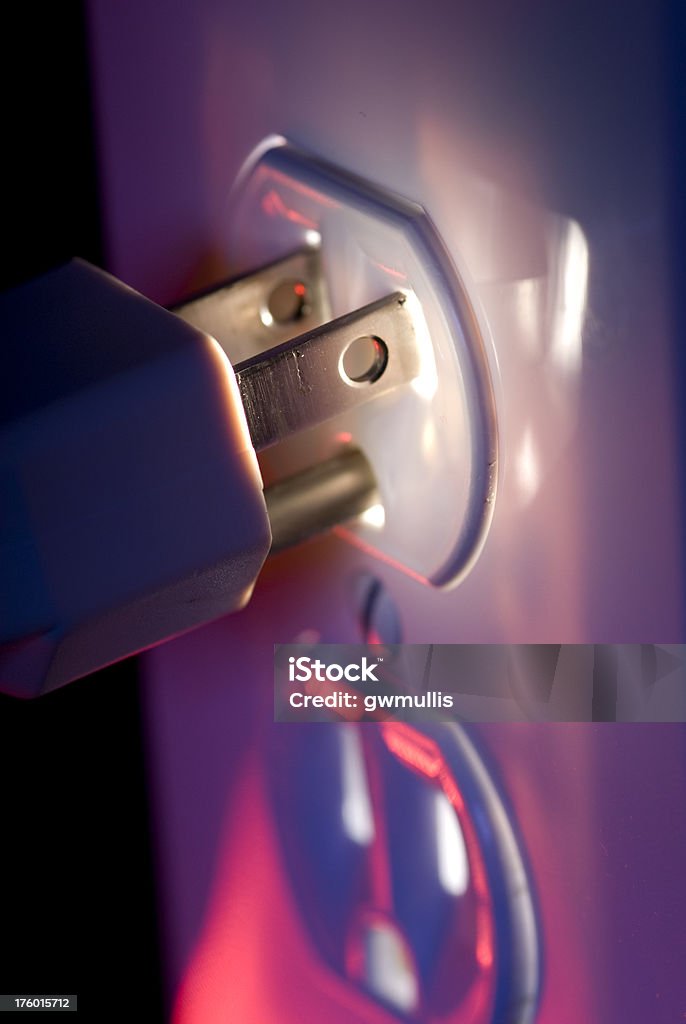 Receptáculo elétricos brilhantes - Foto de stock de Abstrato royalty-free