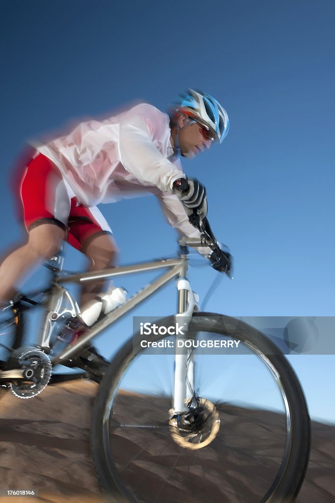 Bicicleta de montaña - Foto de stock de Actividad libre de derechos