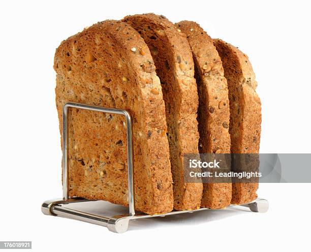 Wholemeal Brinde No Suporte - Fotografias de stock e mais imagens de Porta-torrada - Porta-torrada, Castanho, Comida