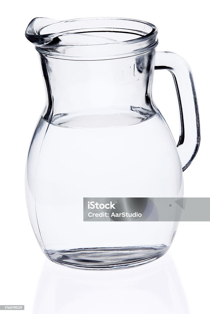 Agua en una jarra - Foto de stock de Agua libre de derechos