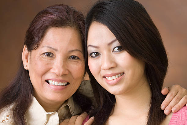 istock Asian Mother & Daughter Vt 176019715