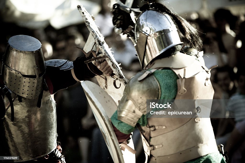 Periodo medievale Knights - Foto stock royalty-free di Periodo medievale