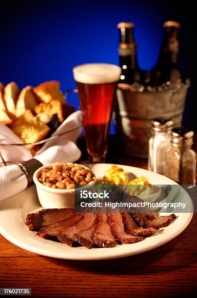 Foto de Carne De Peito e mais fotos de stock de Carne de Peito - Carne de Peito, Cerveja, Comida