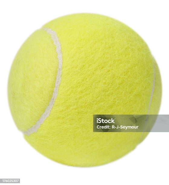 Photo libre de droit de Balle De Tennis Isolé banque d'images et plus d'images libres de droit de Balle de tennis - Balle de tennis, Balle ou ballon, Blanc