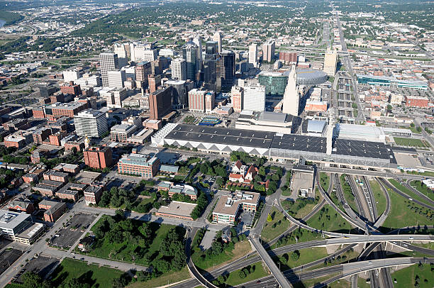 istock Kansas City Central Downtown Area 176026495