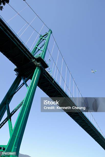 Lions Gate Bridge Vancouver Bc Canada Stock Photo - Download Image Now - Airplane, At The Bottom Of, Blue