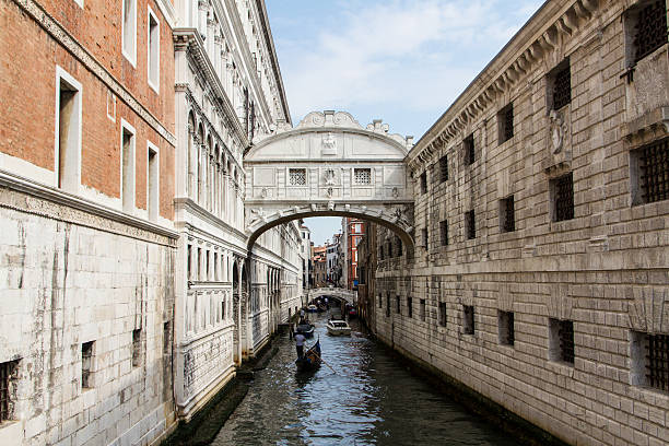 istock The bridge of sighs - Venice 176028918