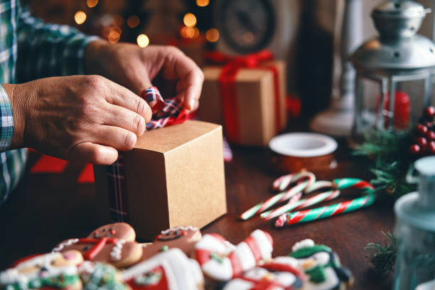 istock Wrapping and Decorating Christmas Presents 1760301446