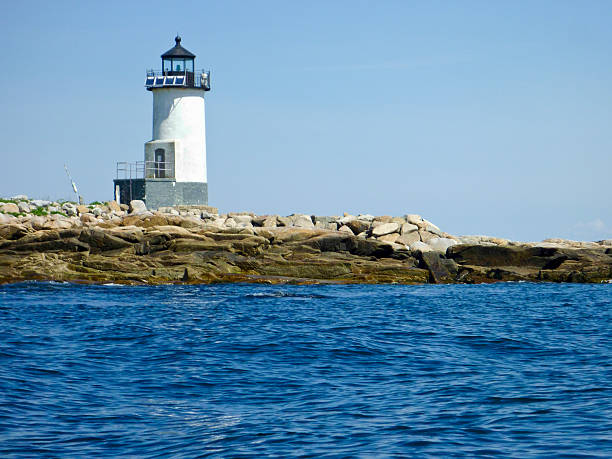 istock Straitsmouth Island Lighthouse 176045356