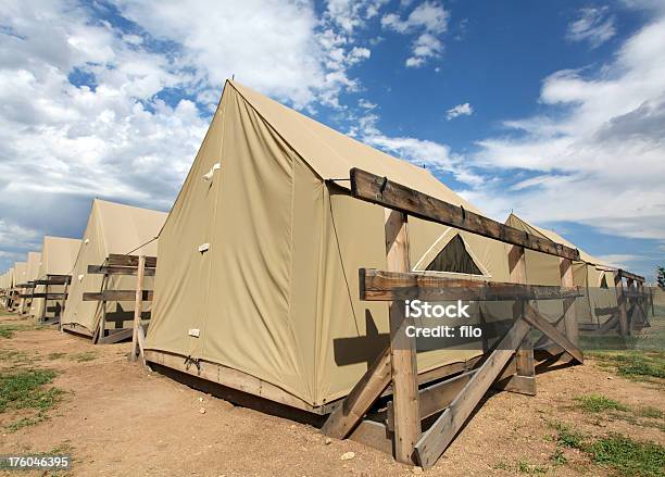 Campamento De Verano Foto de stock y más banco de imágenes de Abstracto - Abstracto, Actividades recreativas, Adolescencia