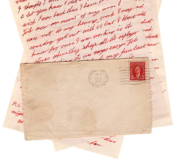 istock Canadian letter and envelope WW2 - cropped 176048422