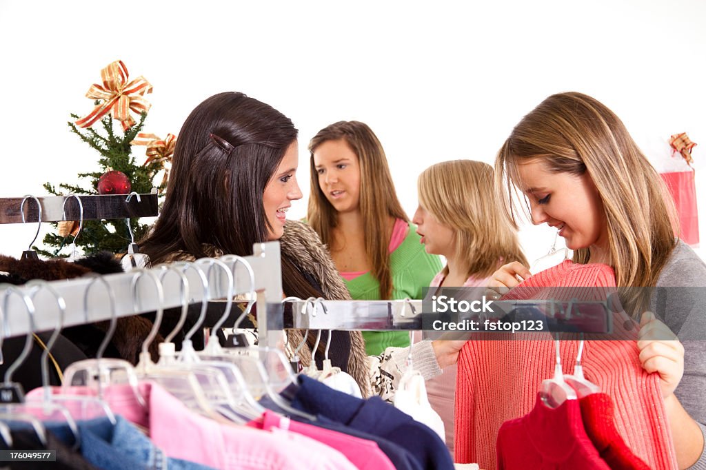 Nastoletnie dziewczyny Zakupy świąteczne - Zbiór zdjęć royalty-free (16-17 lat)