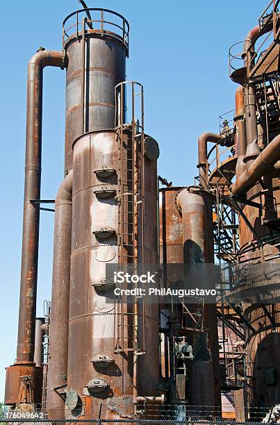 Ruinen Des Alten Gasworks Plant Stockfoto und mehr Bilder von Ausrüstung und Geräte - Ausrüstung und Geräte, Baumaschine, Baustelle