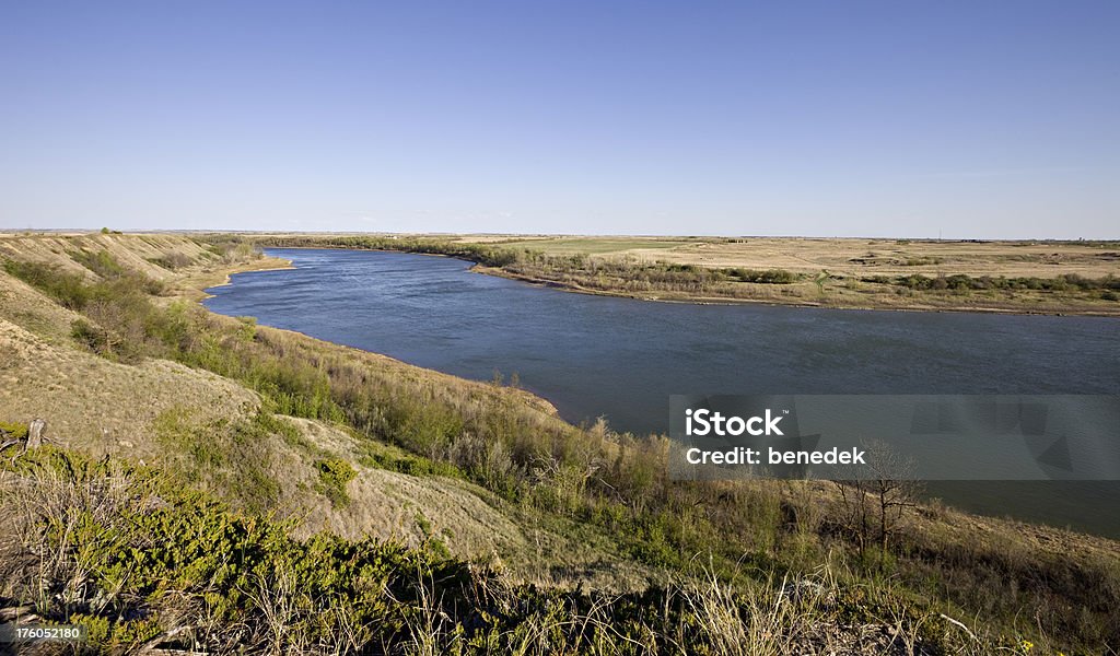 South Saskatchewan River w Saskatoon - Zbiór zdjęć royalty-free (Bez ludzi)
