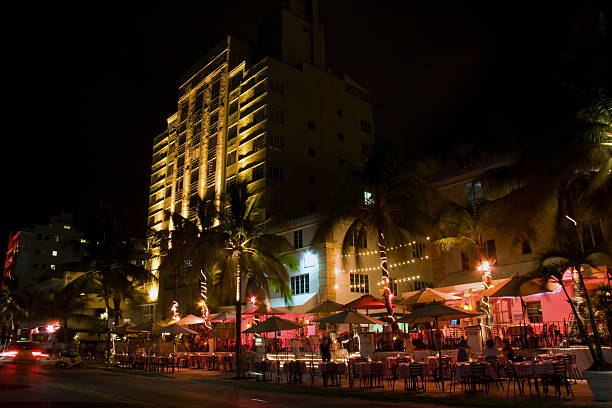 istock Ocean Drive South Beach Miami 176053514