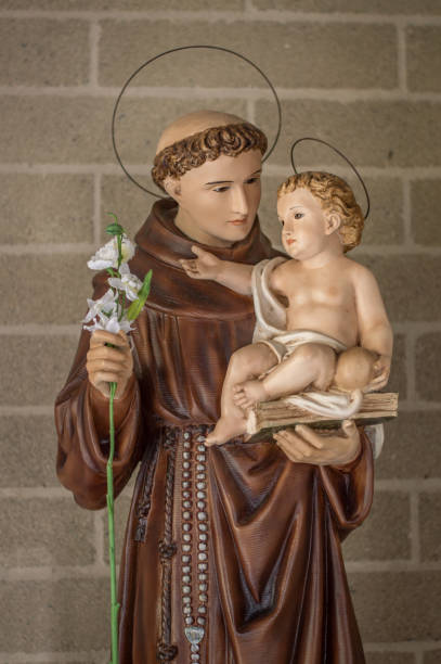 istock Detail Saint Anthony with the child 1760537965