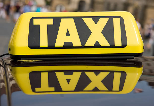 istock Taxi sign 176062599