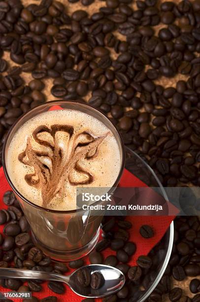 Taza De Café Foto de stock y más banco de imágenes de Adorno de espuma - Adorno de espuma, Bebida, Bebida caliente