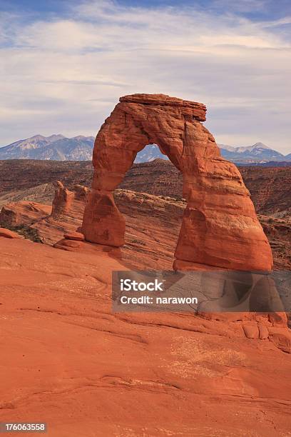 Delicate Arch In Arches National Park Stock Photo - Download Image Now - Arches National Park, Beauty, Cliff