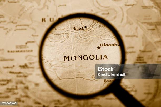 Photo libre de droit de Loupe De Mongolie À La Carte Xxl banque d'images et plus d'images libres de droit de Affaires internationales - Affaires internationales, Analyser, Asie