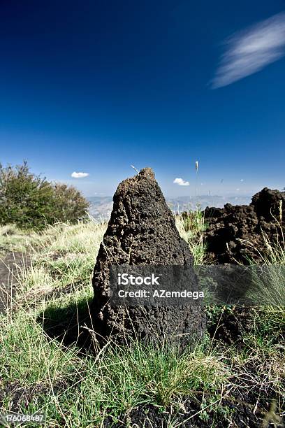 Skała Lawy Etna - zdjęcia stockowe i więcej obrazów Bez ludzi - Bez ludzi, Dym, Etna