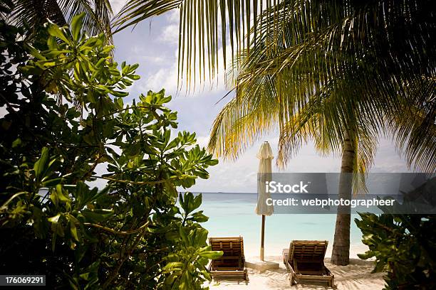 Мальдивы Пляж — стоковые фотографии и другие картинки Без людей - Без людей, Береговой ориентир, Вода