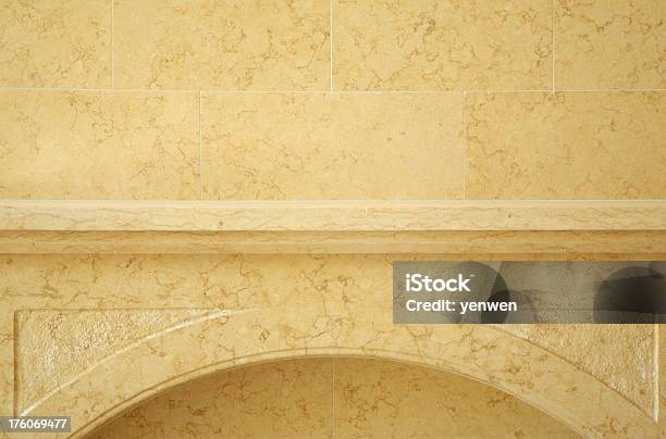Natürliche Kamin Aus Kalkstein Dress Stockfoto und mehr Bilder von Kaminsims - Kaminsims, Marmorgestein, Architektonisches Detail