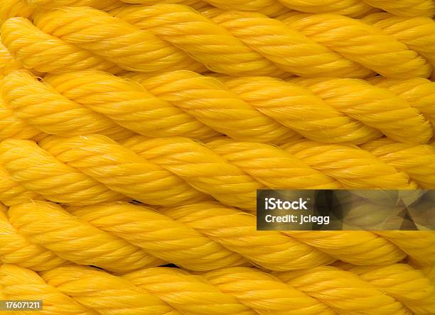 Amarillo Trenzado De Cable De Nylon Foto de stock y más banco de imágenes de Amarillo - Color - Amarillo - Color, Con textura, Cuerda